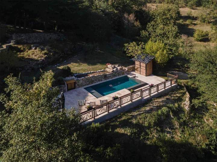 Fabrication de piscines haut de gamme Alénya