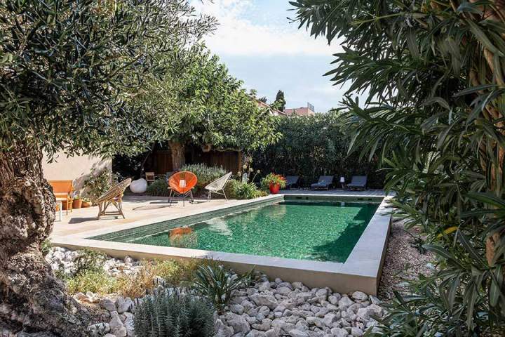 Eau de piscine traitée convenablement